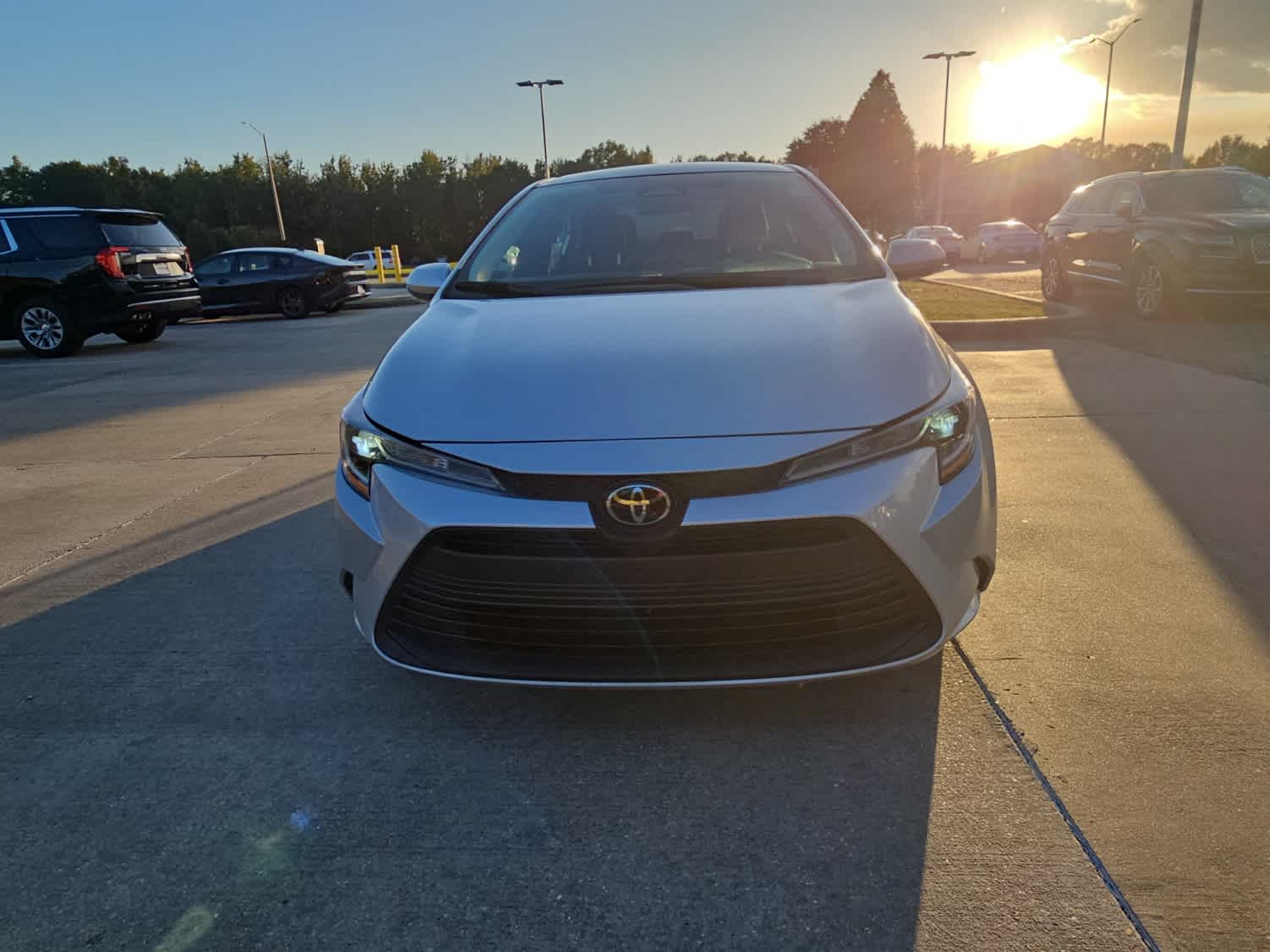2024 Toyota Corolla LE photo 4