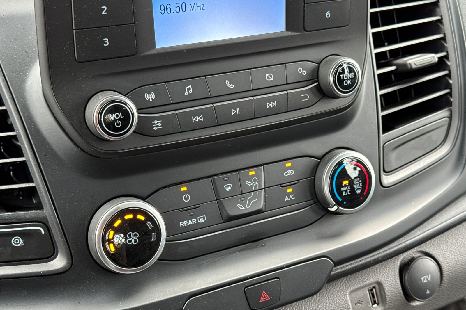 2024 Ford Transit photo 16