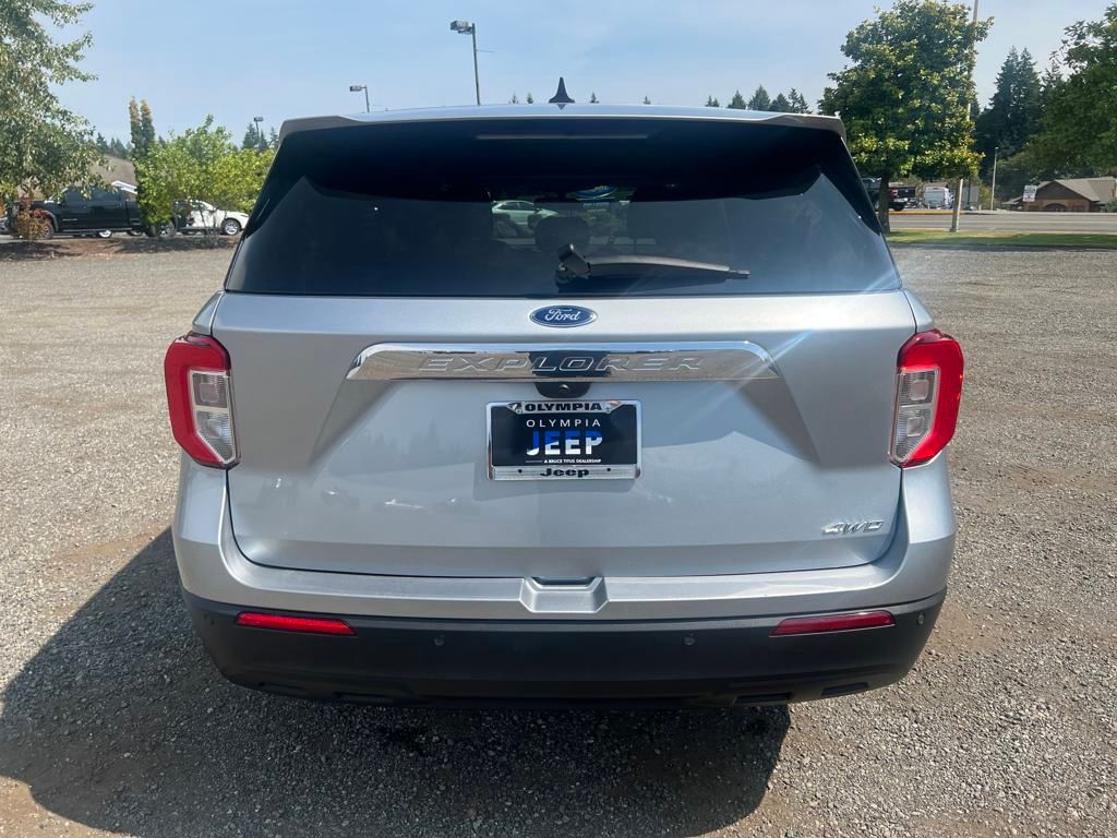 2023 Ford Explorer Base photo 4