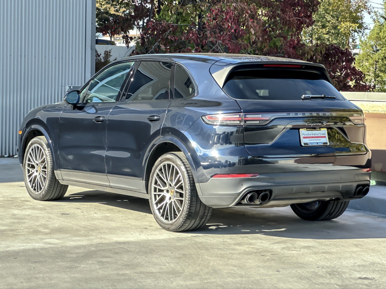 2023 Porsche Cayenne S Platinum Edition photo 3