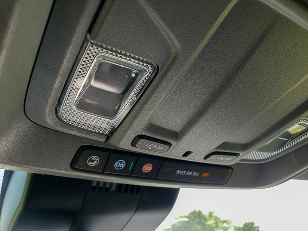 2025 Chevrolet Silverado 1500 photo 17