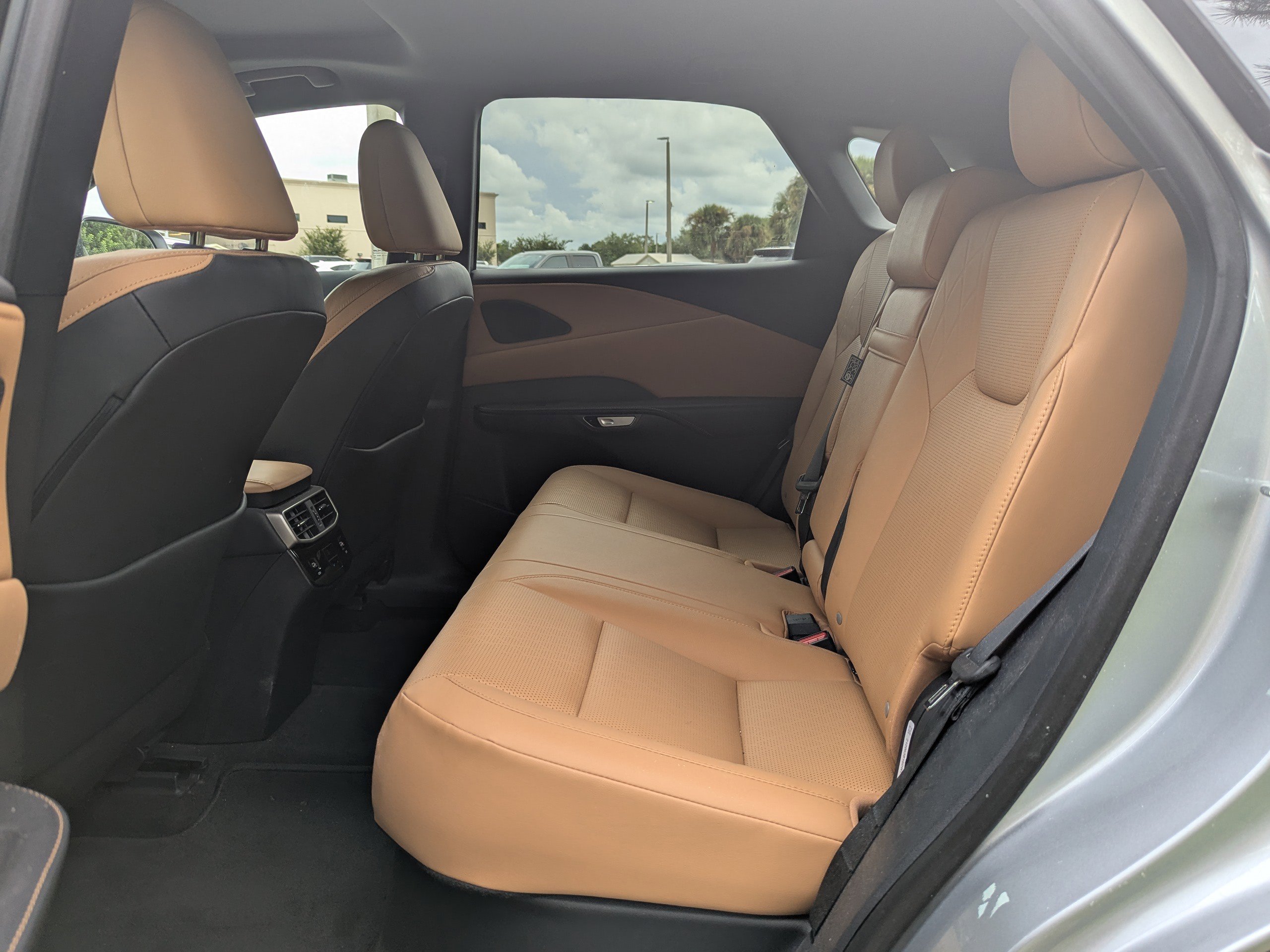 2024 Lexus RX 350 photo 19