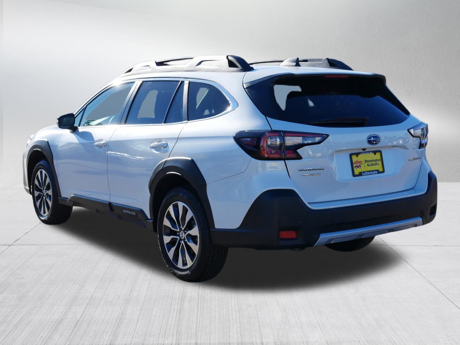 2024 Subaru Outback Limited photo 3