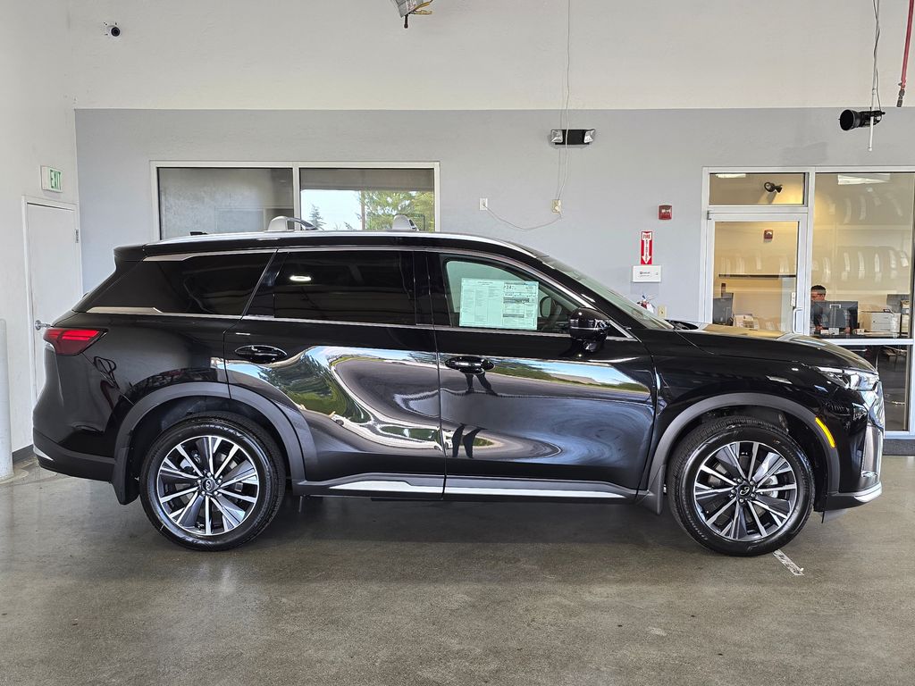 2026 Infiniti QX60 Luxe AWD photo 4