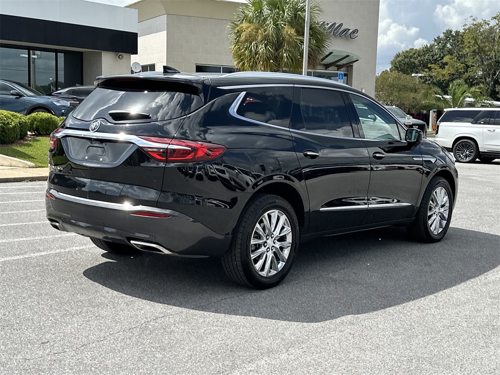 2020 Buick Enclave Premium photo 2