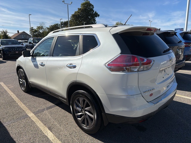 2016 Nissan Rogue SL photo 4