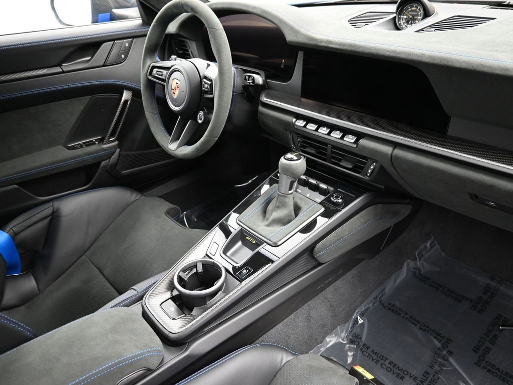 2025 Porsche 911 GT3 photo 8