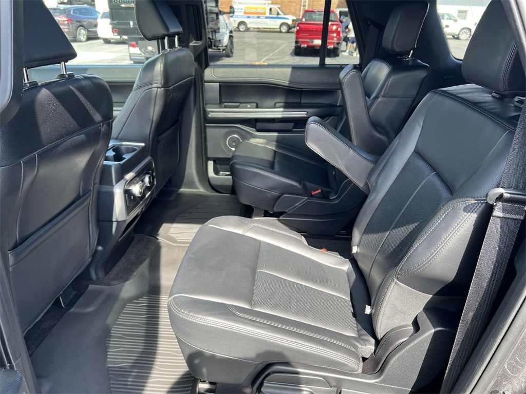 2021 Ford Expedition MAX XLT photo 21