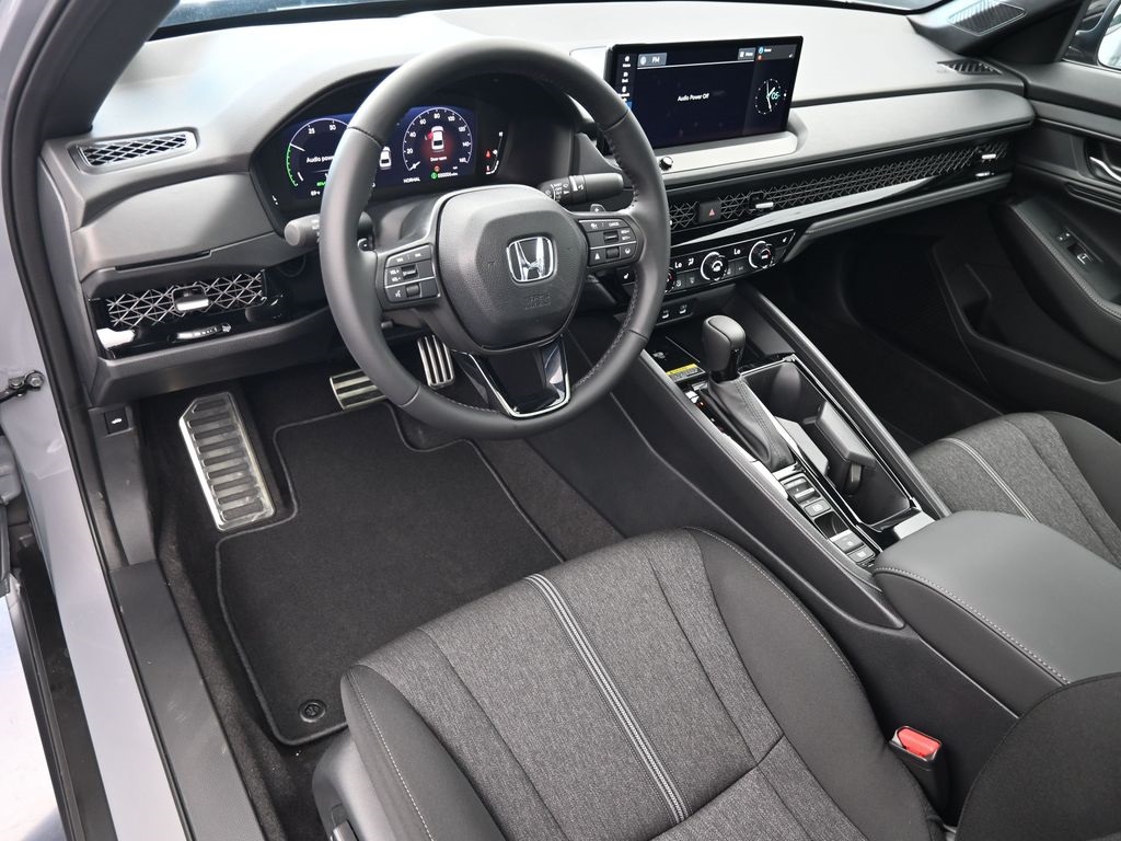 2025 Honda Accord Hybrid Sport photo 13