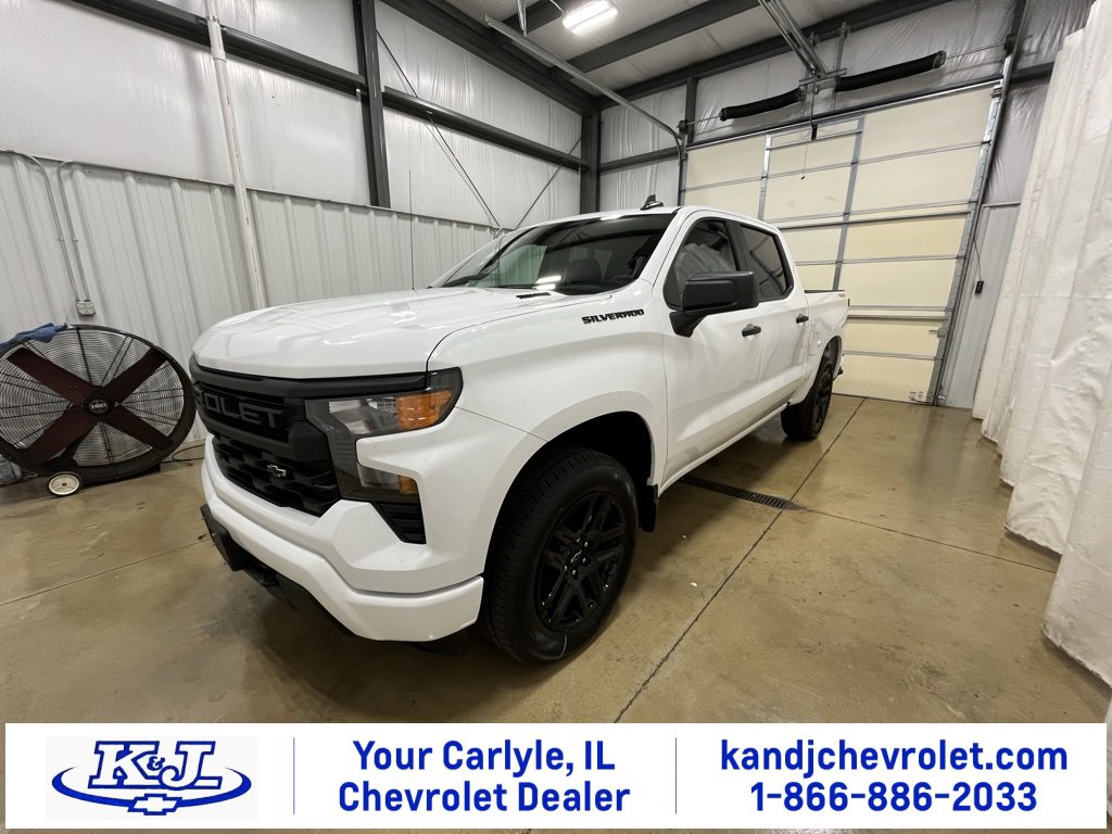 2026 Chevrolet Silverado 1500 Custom's photo