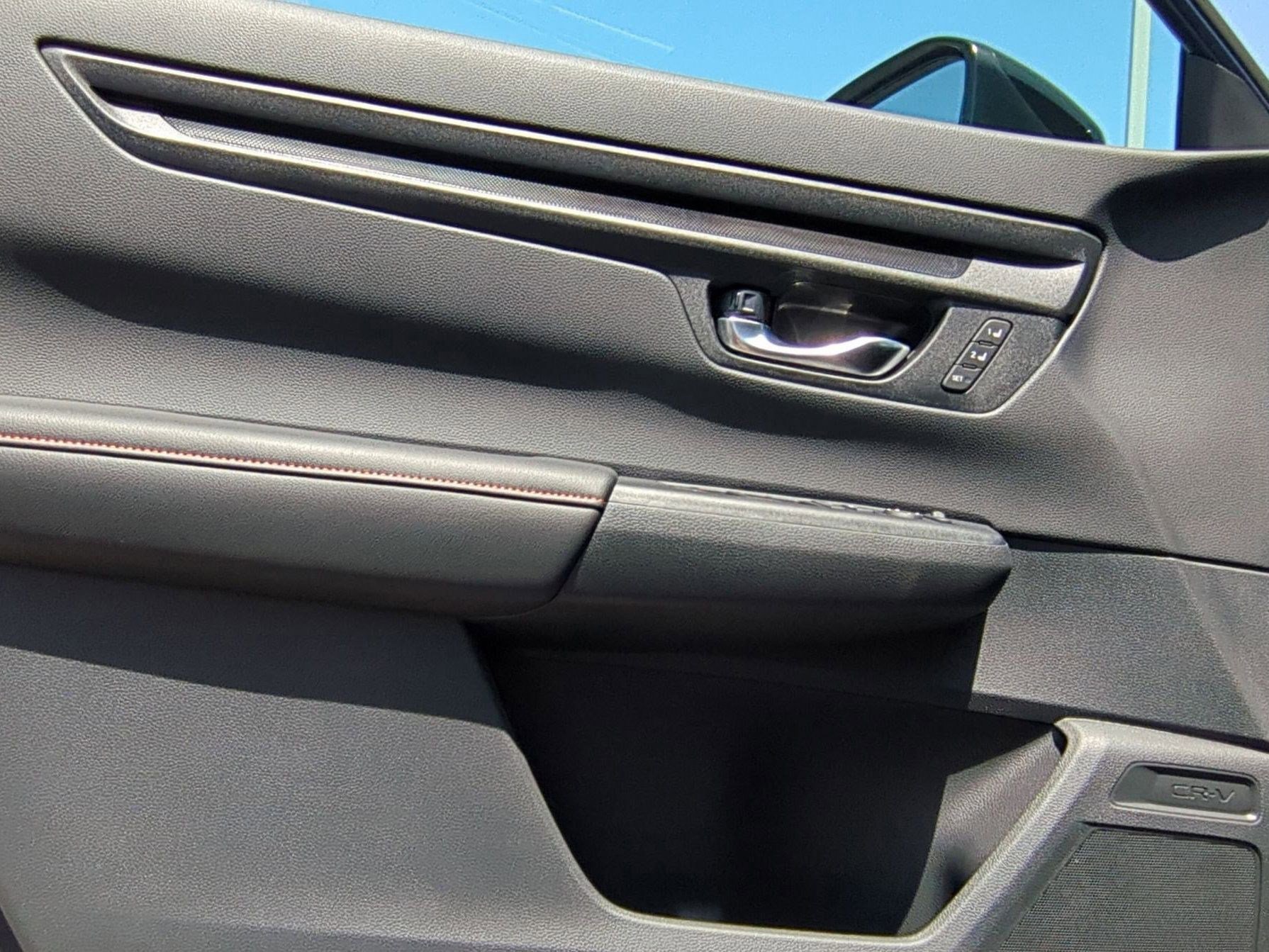 2026 Honda CR-V Hybrid Sport-L photo 5