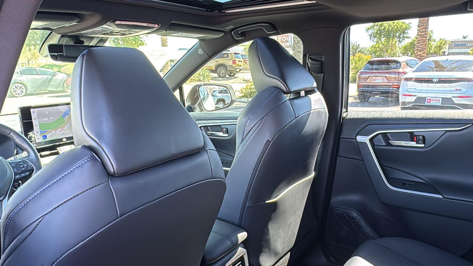 2024 Toyota RAV4 Hybrid XSE photo 28