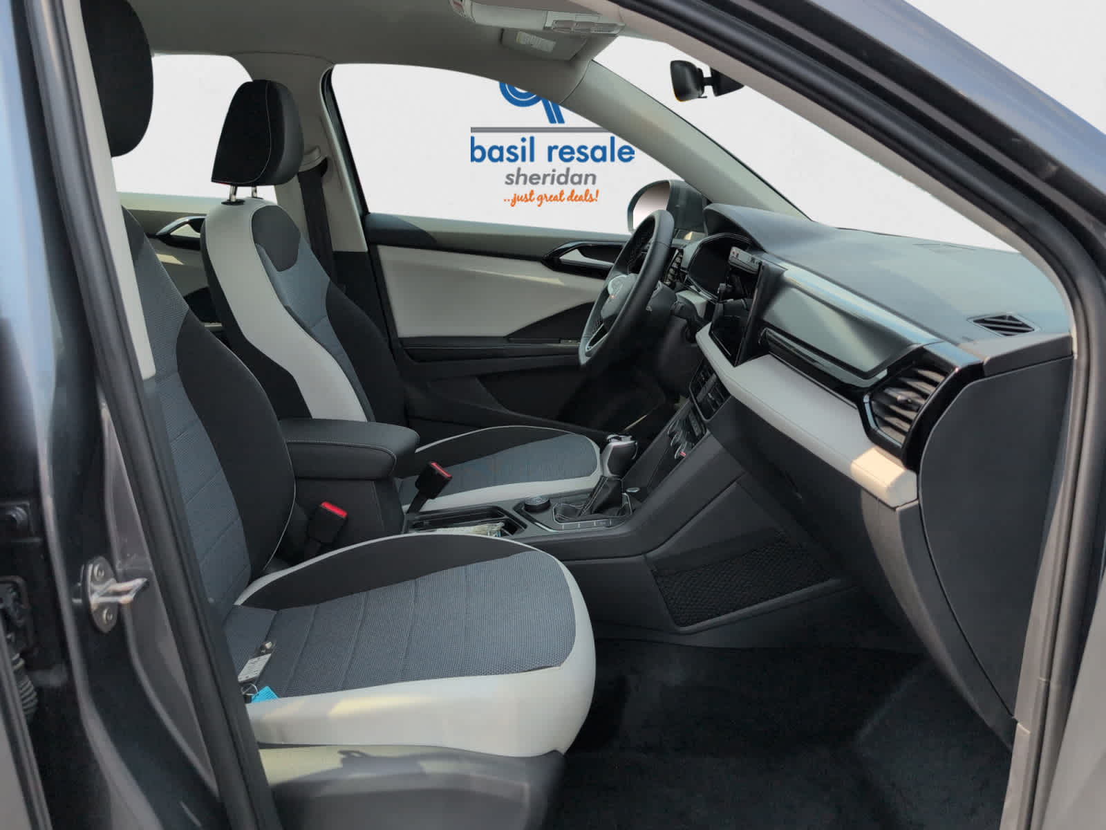 2025 Volkswagen Taos S photo 17