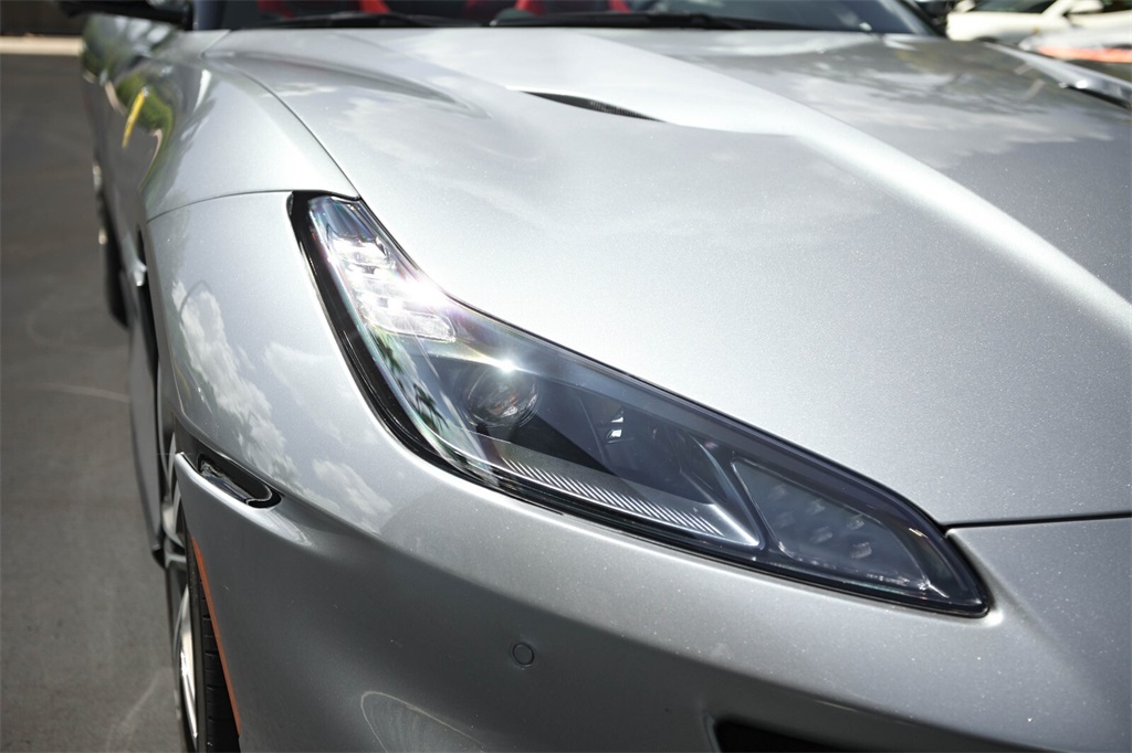 2022 Ferrari Portofino Base photo 9