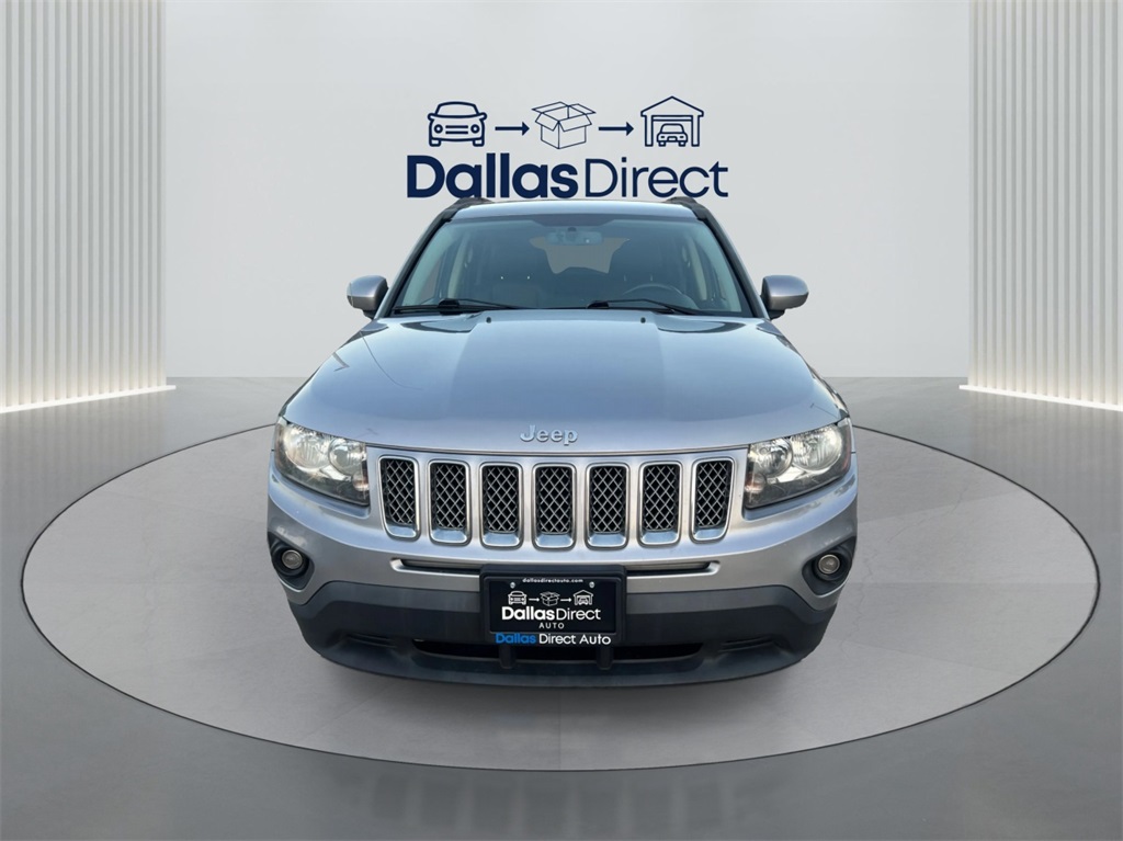 2016 Jeep Compass Latitude photo 2