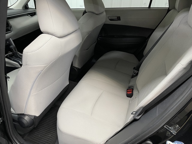 2022 Toyota Corolla Cross LE photo 16