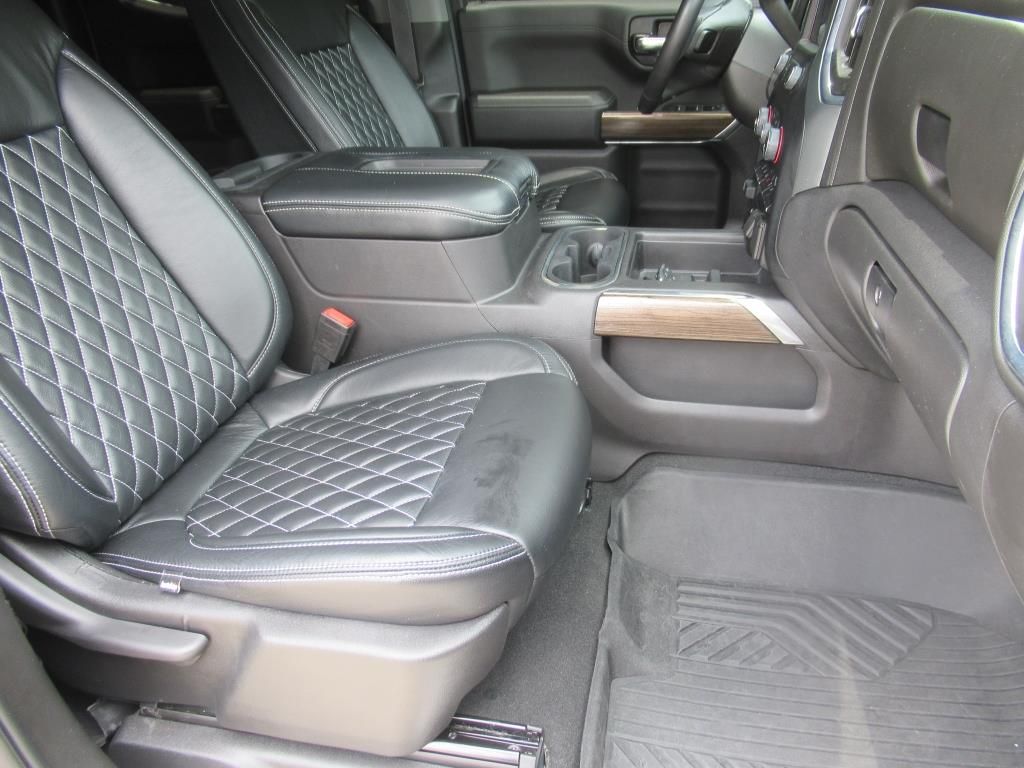 2022 Chevrolet Silverado 1500 RST photo 11