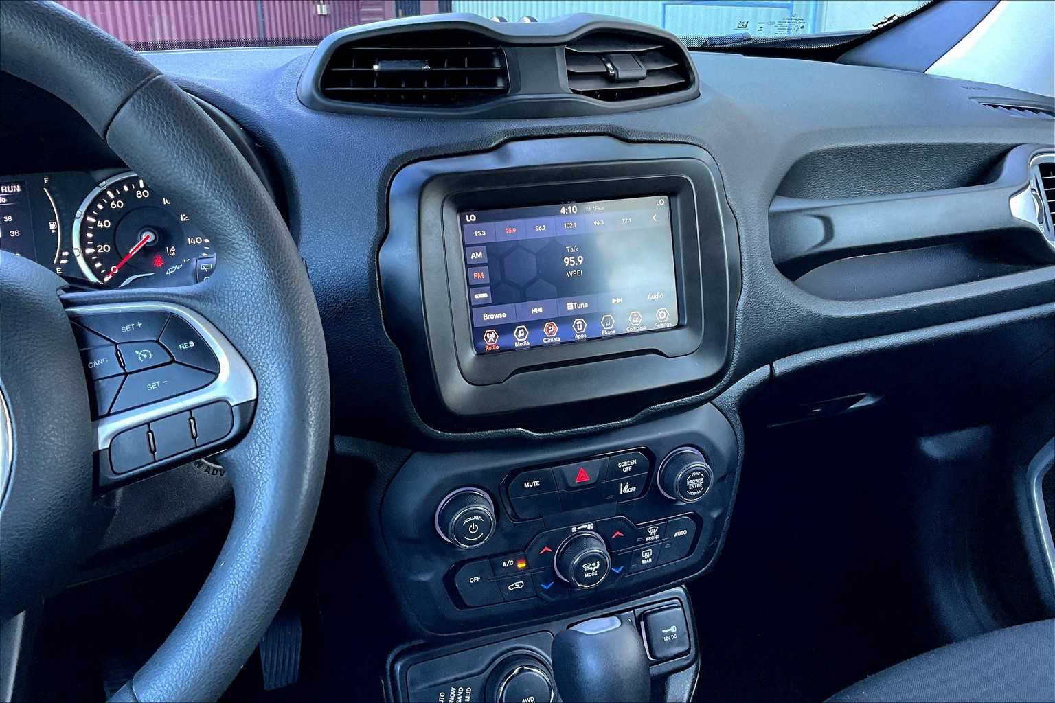 2021 Jeep Renegade Sport photo 6