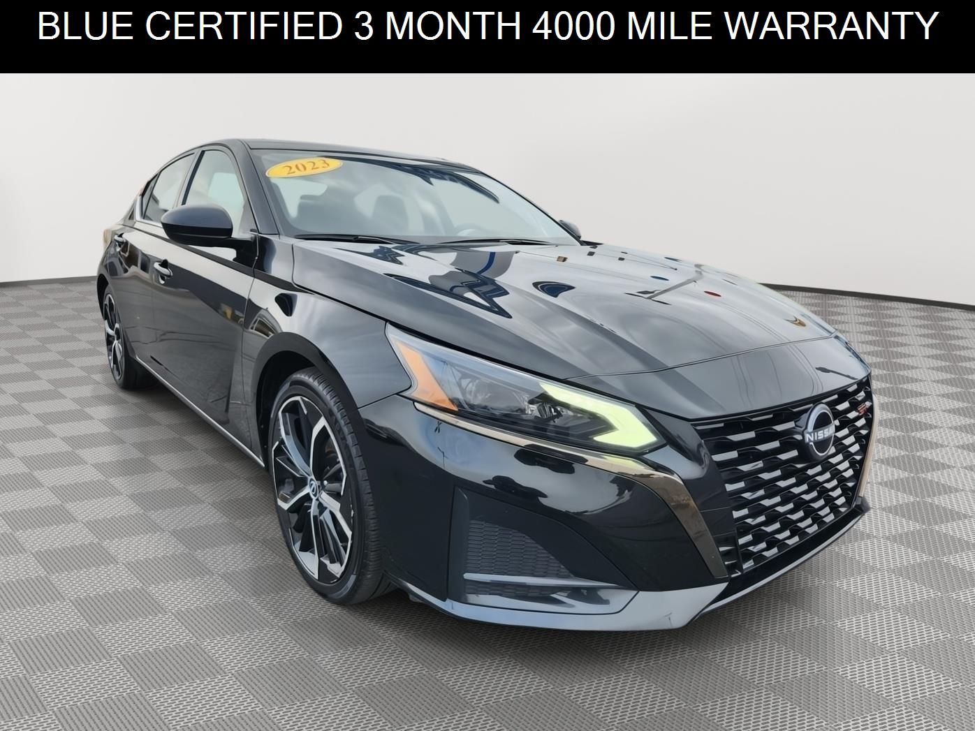 2023 Nissan Altima SR's photo