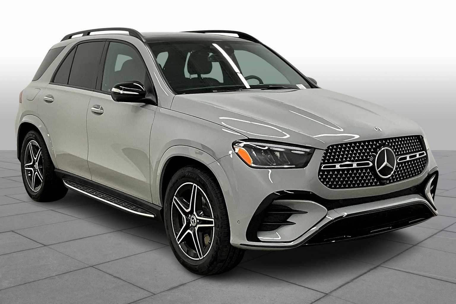 2026 Mercedes Benz GLE 450 4MATIC photo 2