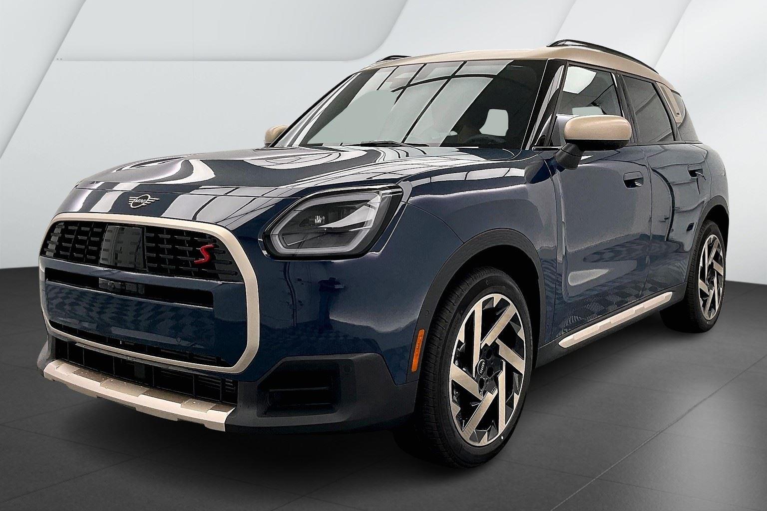 2026 MINI Countryman S's photo