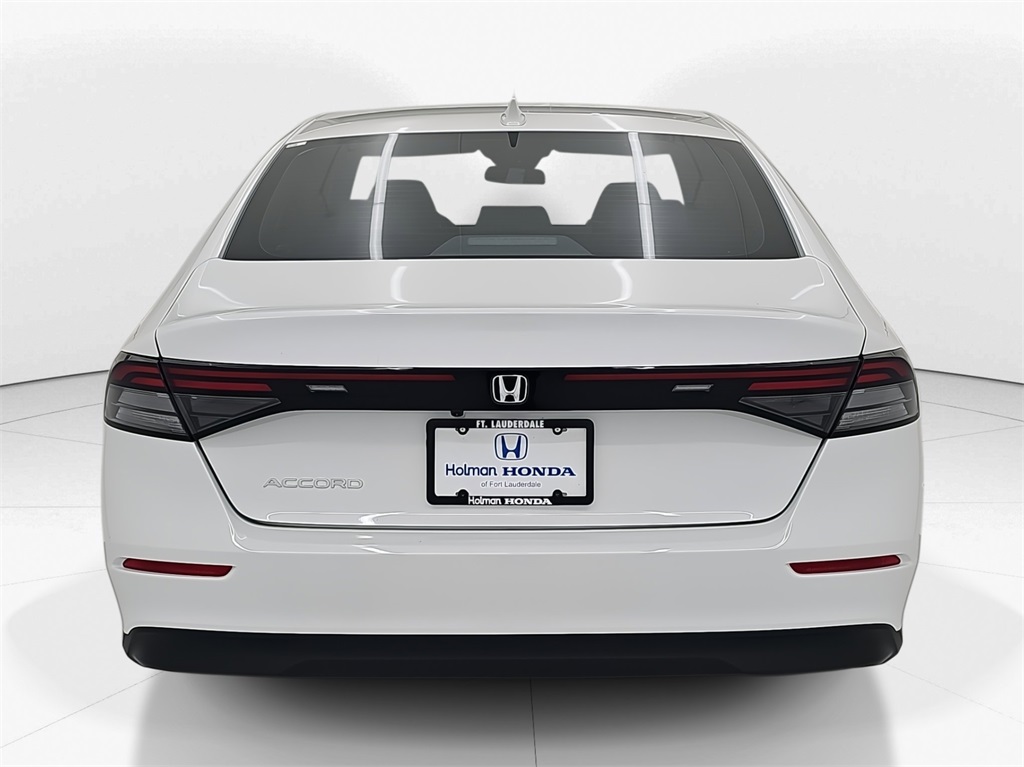 2025 Honda Accord LX photo 7