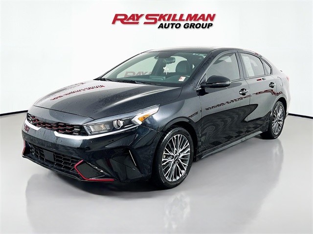 2023 Kia Forte GT-Line photo 3