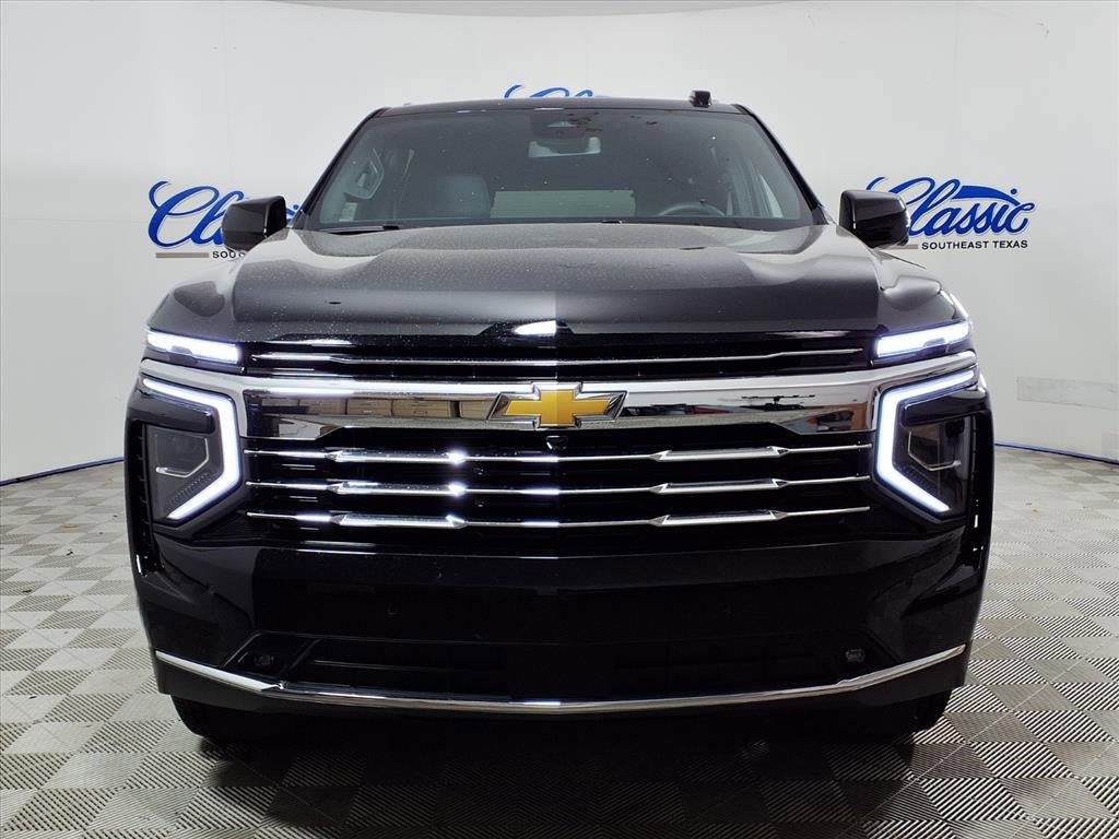 2026 Chevrolet Suburban LT photo 20