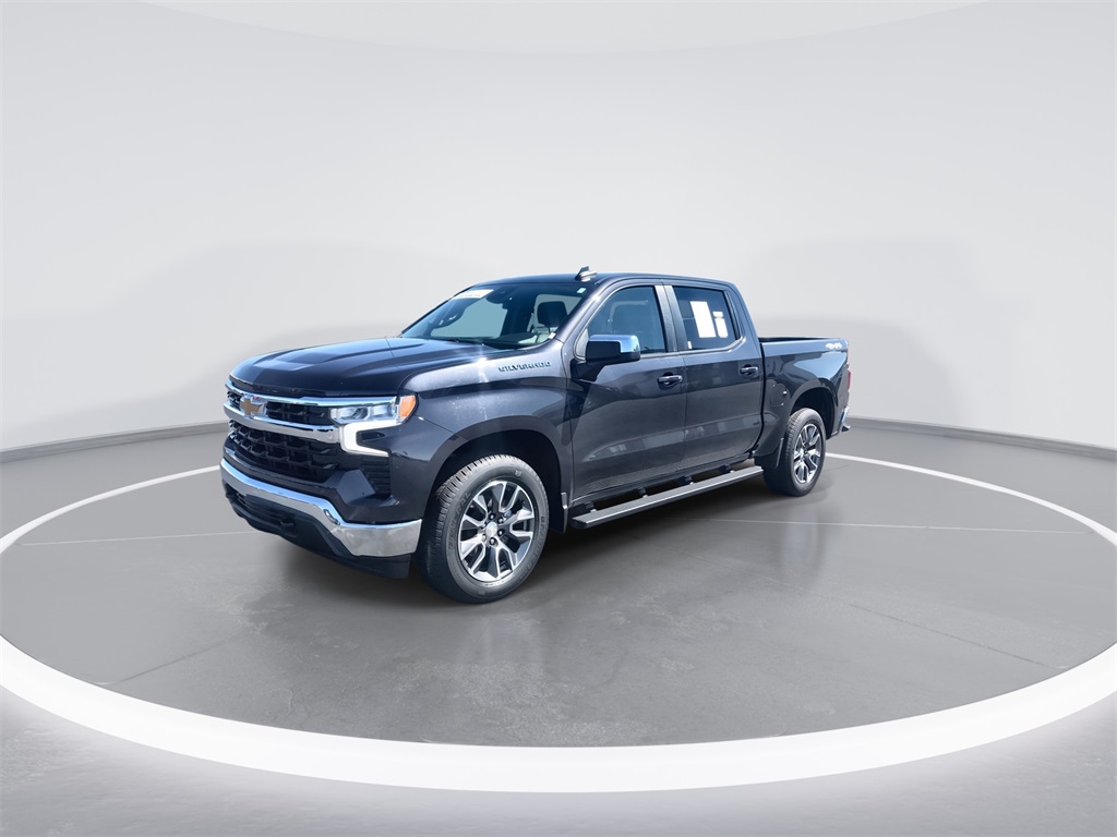2022 Chevrolet Silverado 1500 LT photo 4