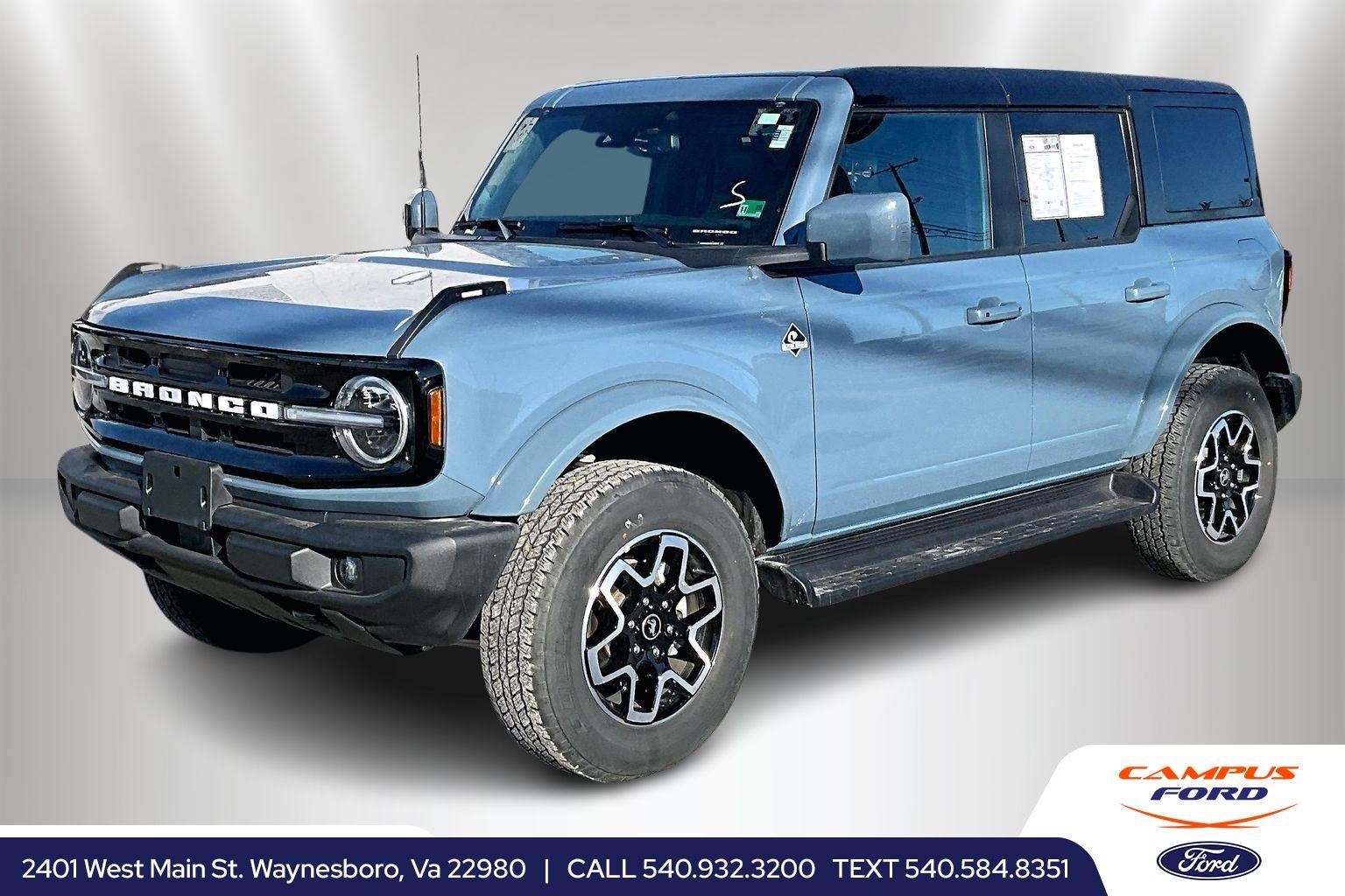 2025 Ford Bronco 4-Door Outer Banks's photo