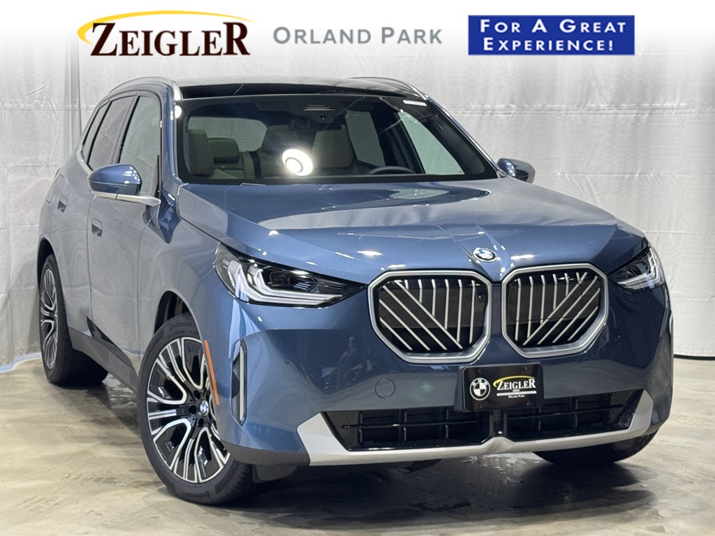 2025 BMW X3 30's photo
