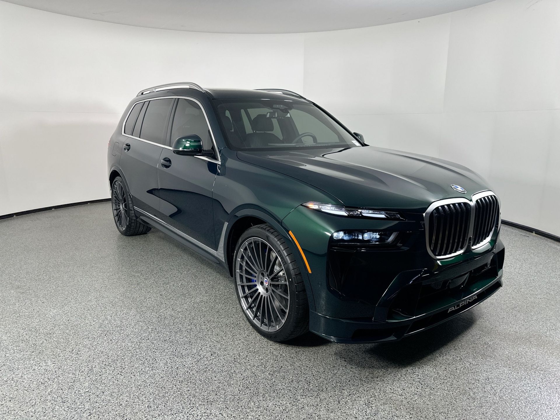 2026 Bmw X7 ALPINA XB7 photo 3