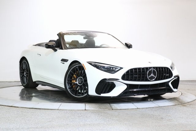 2022 Mercedes Benz SL 63 photo 2