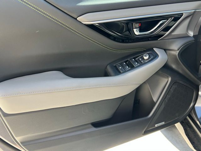2025 Subaru Outback Onyx Edition photo 17