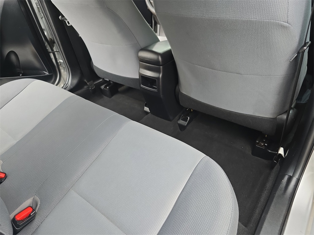 2019 Toyota Corolla L photo 10