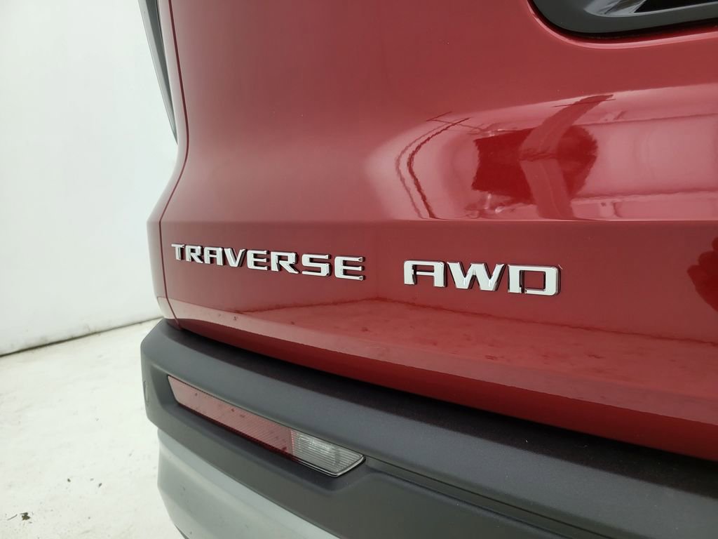 2025 Chevrolet Traverse photo 23