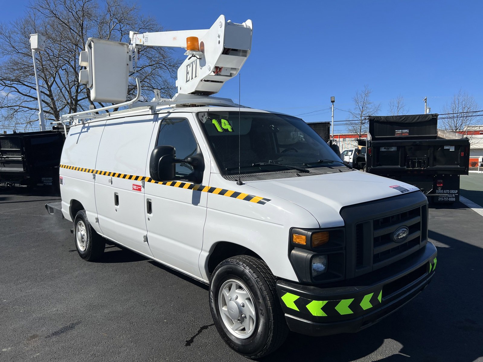 2014 Ford E-350 photo 2