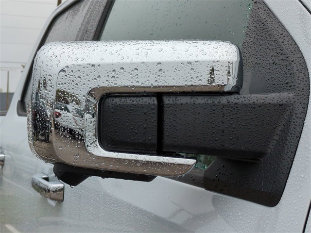 2025 Ford F-150 XLT photo 11