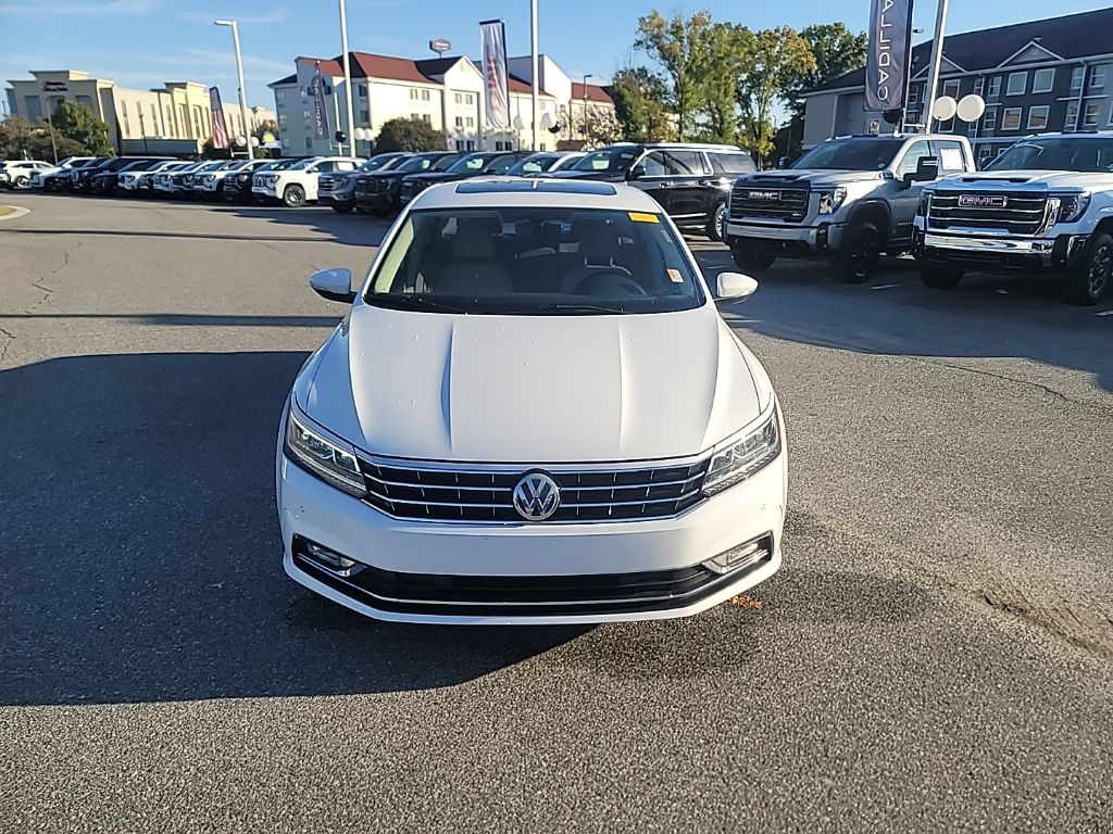 Used 2017 Volkswagen Passat SE with VIN 1VWGT7A33HC070574 for sale in Macon, GA