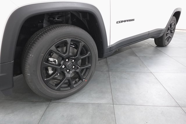 2025 Jeep Compass Latitude photo 30