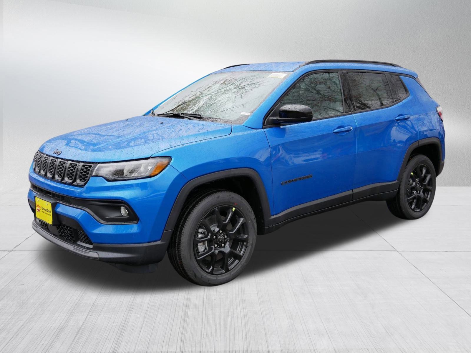 2026 Jeep Compass Latitude Altitude photo 3