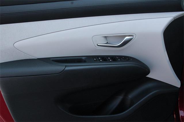 2025 Hyundai Tucson SEL Convenience photo 11