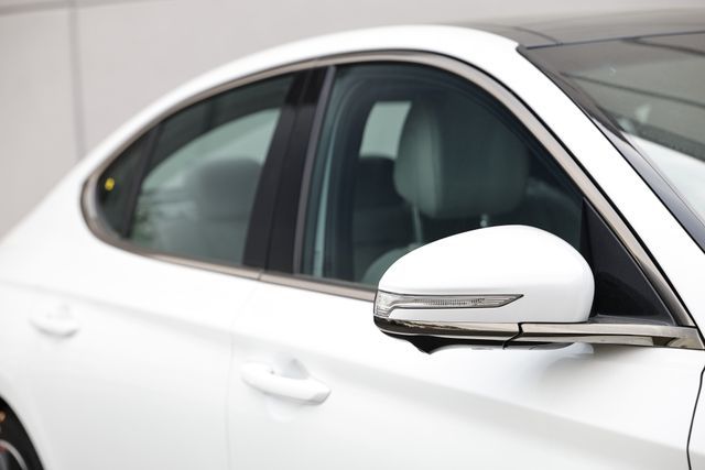 2025 Genesis G70 3.3T Sport Advanced photo 4