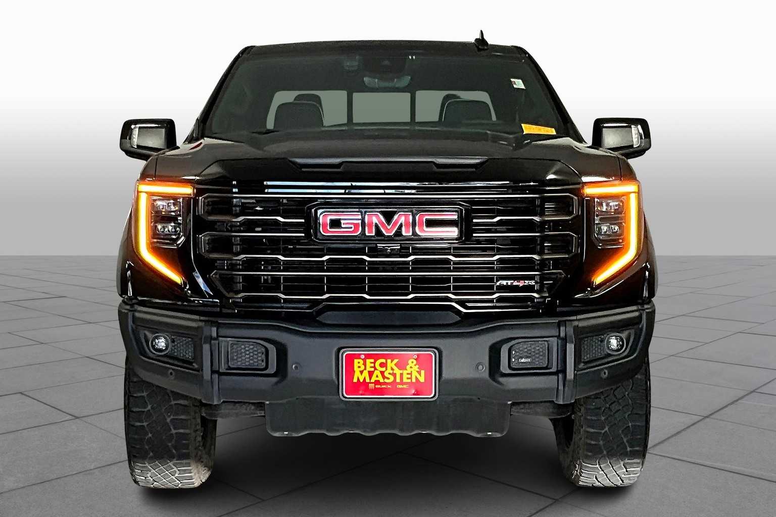 2024 Gmc Sierra 1500 AT4X photo 3