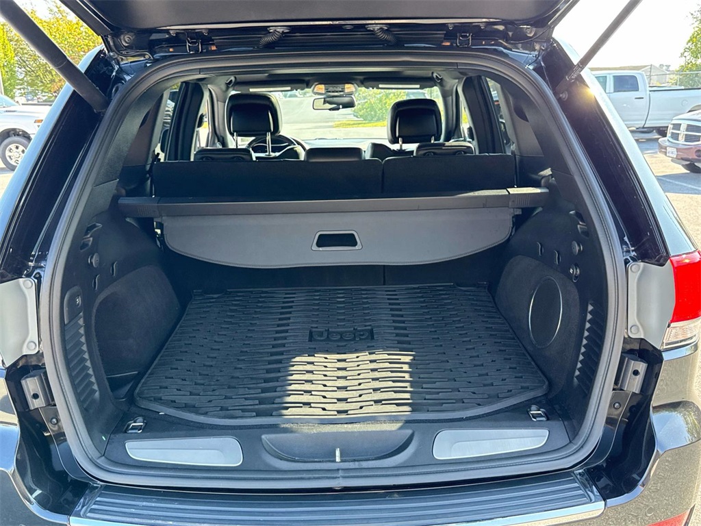 2014 Jeep Grand Cherokee Overland photo 28