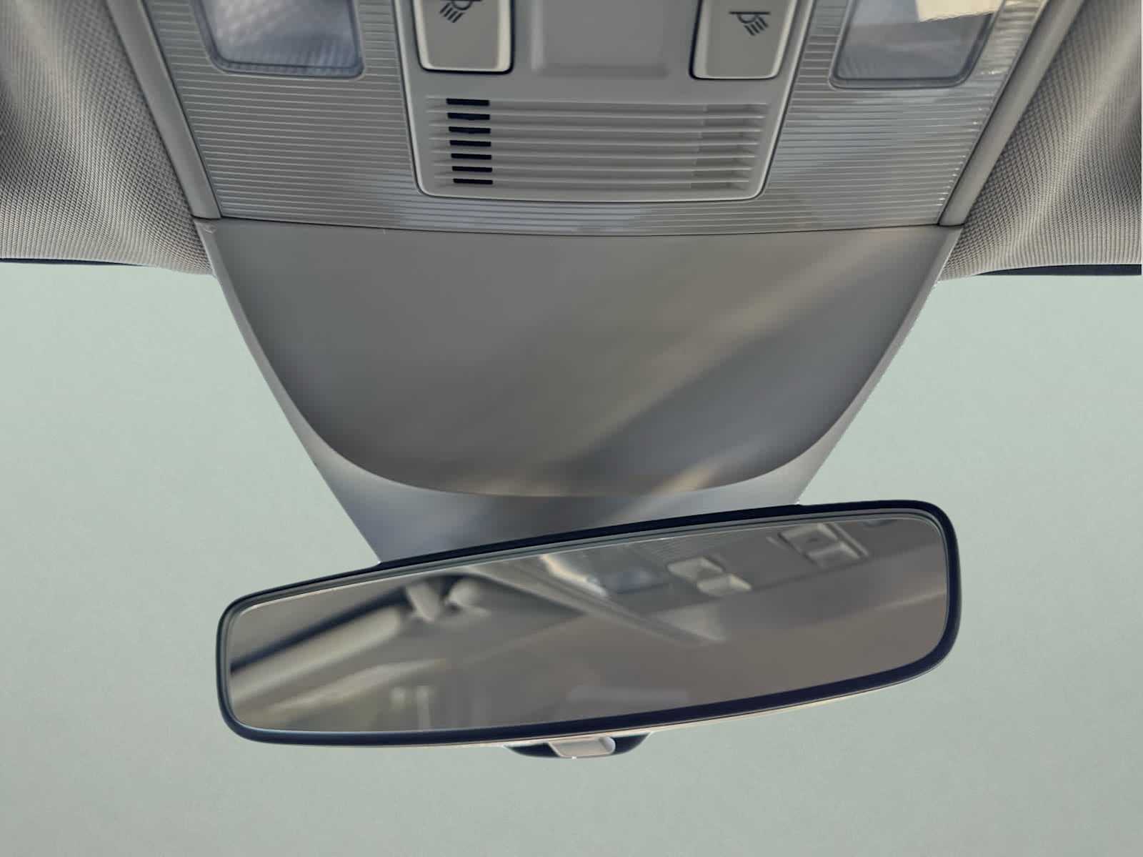2025 Volkswagen Taos S photo 30