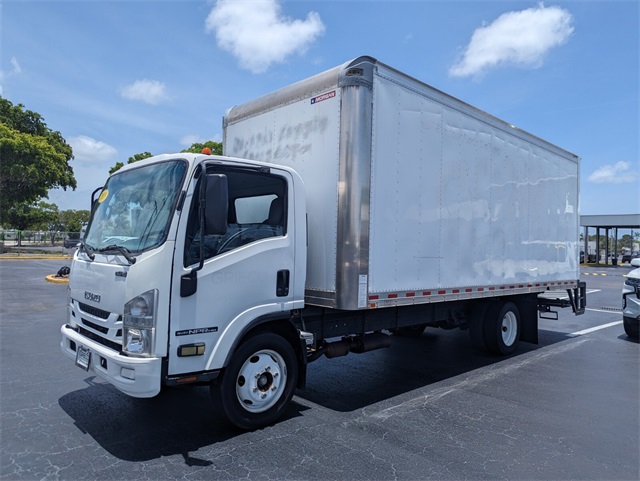 2019 Isuzu NPR photo 4