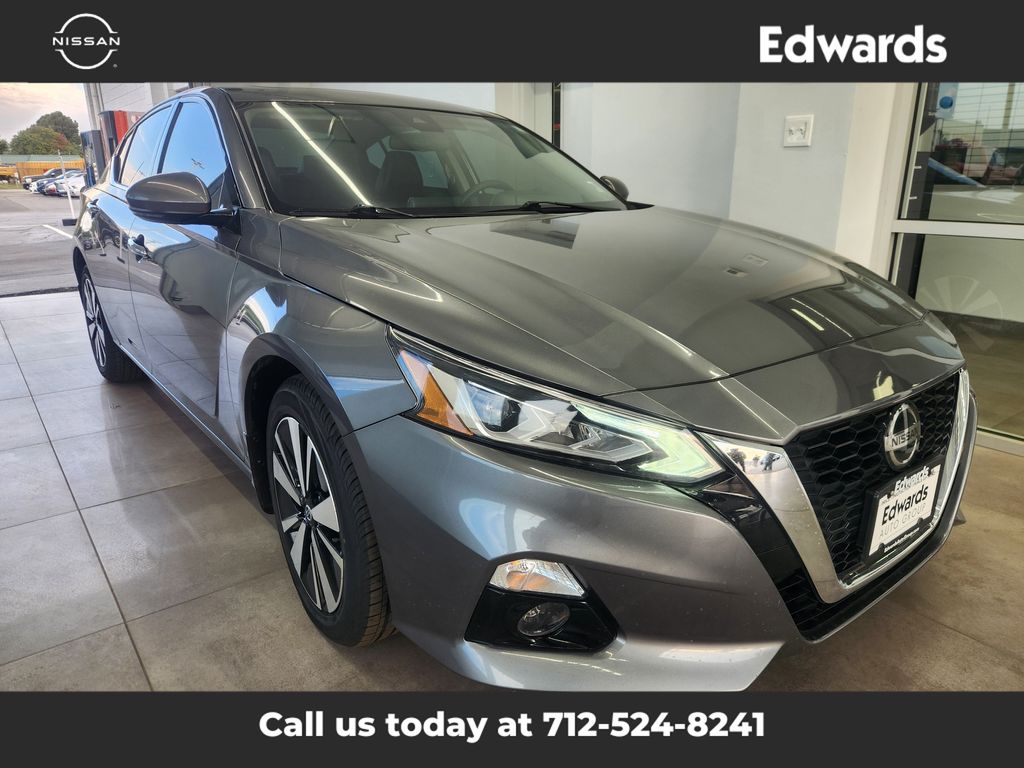 2022 Nissan Altima 2.5 SL photo 2