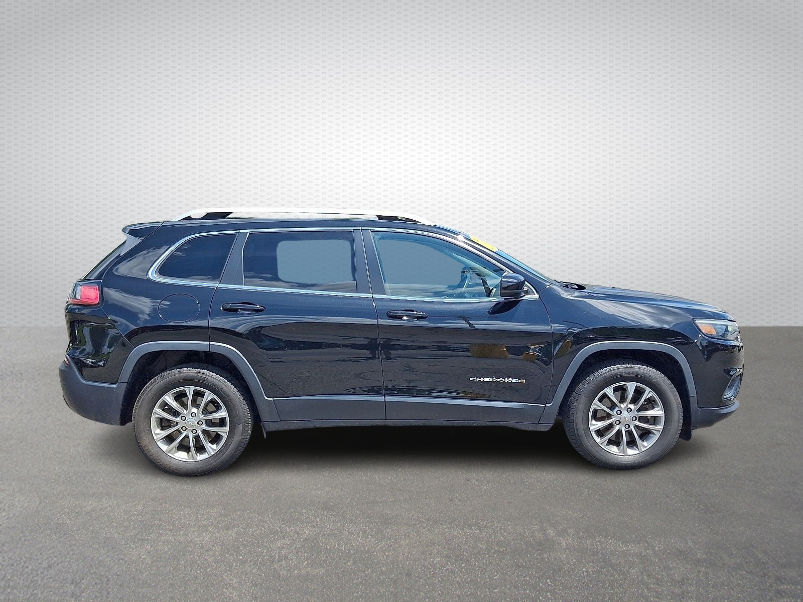 2019 Jeep Cherokee Latitude photo 7
