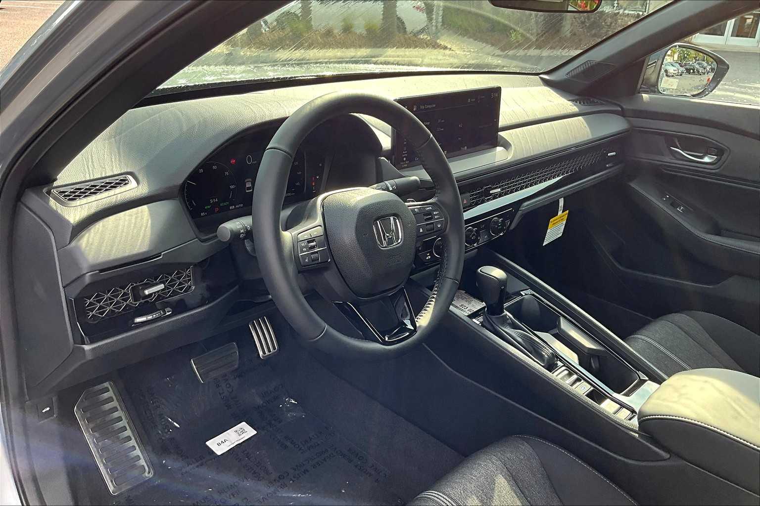2025 Honda Accord Hybrid Sport photo 9